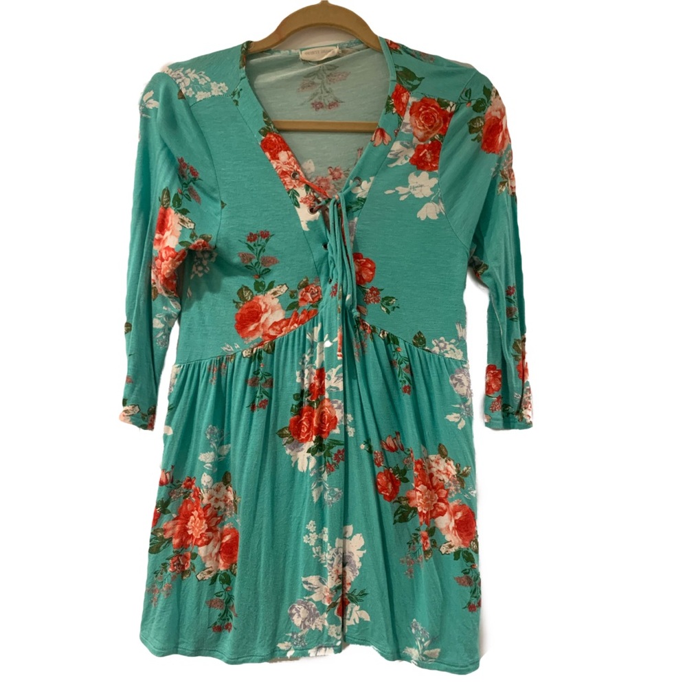 Women’s boutique floral blouse